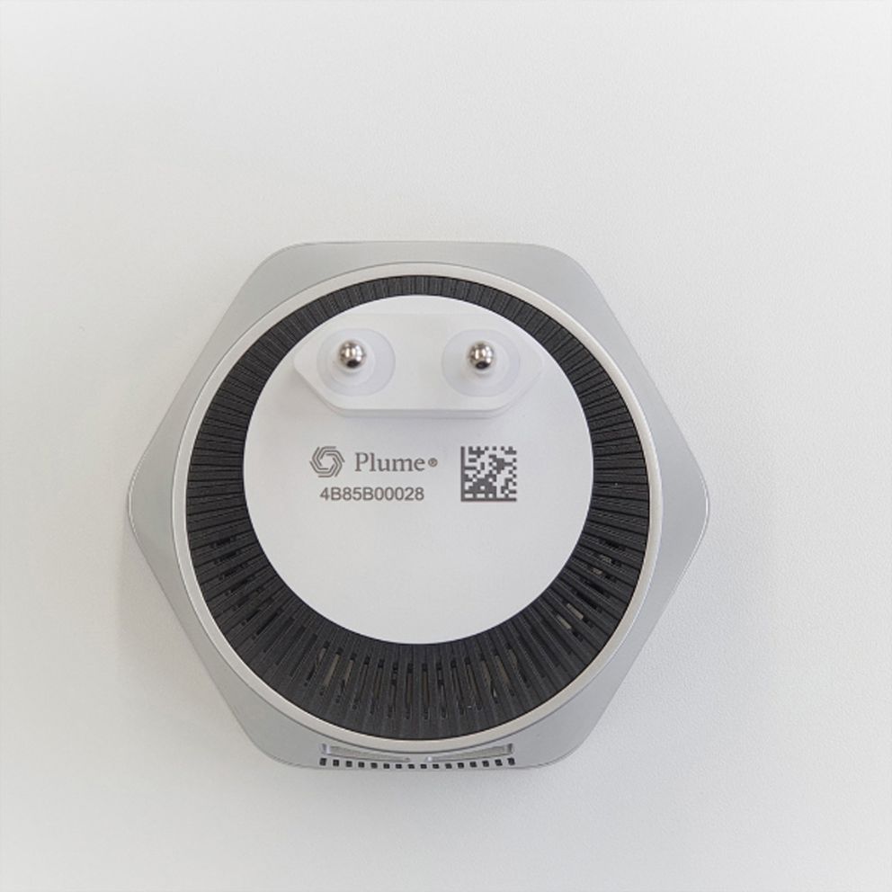 Plume mesh system clearance
