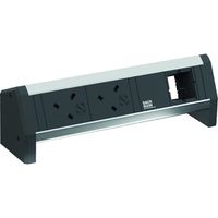 BACHMANN DESK 2xUK 3,15A 1xCM GST18, UK