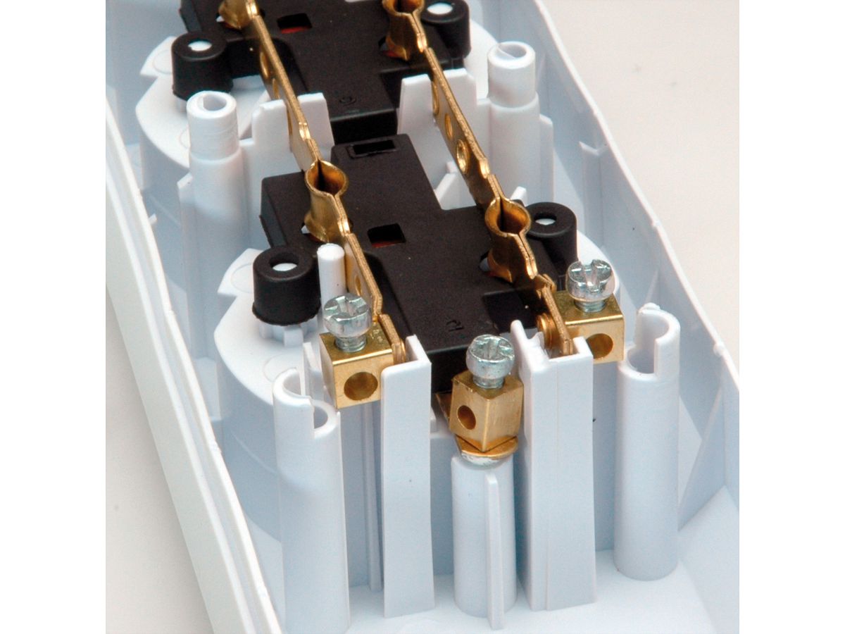 BACHMANN SMART Steckdosenleiste 6xCEE7/3 weiß, ohne Zuleitung