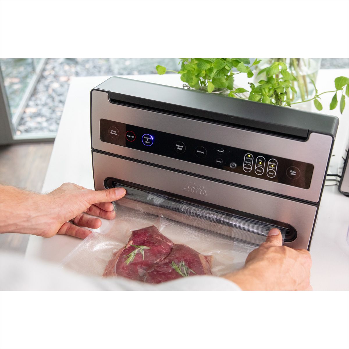 Solis appareil de mise sous vide VertiVac Plus 5730