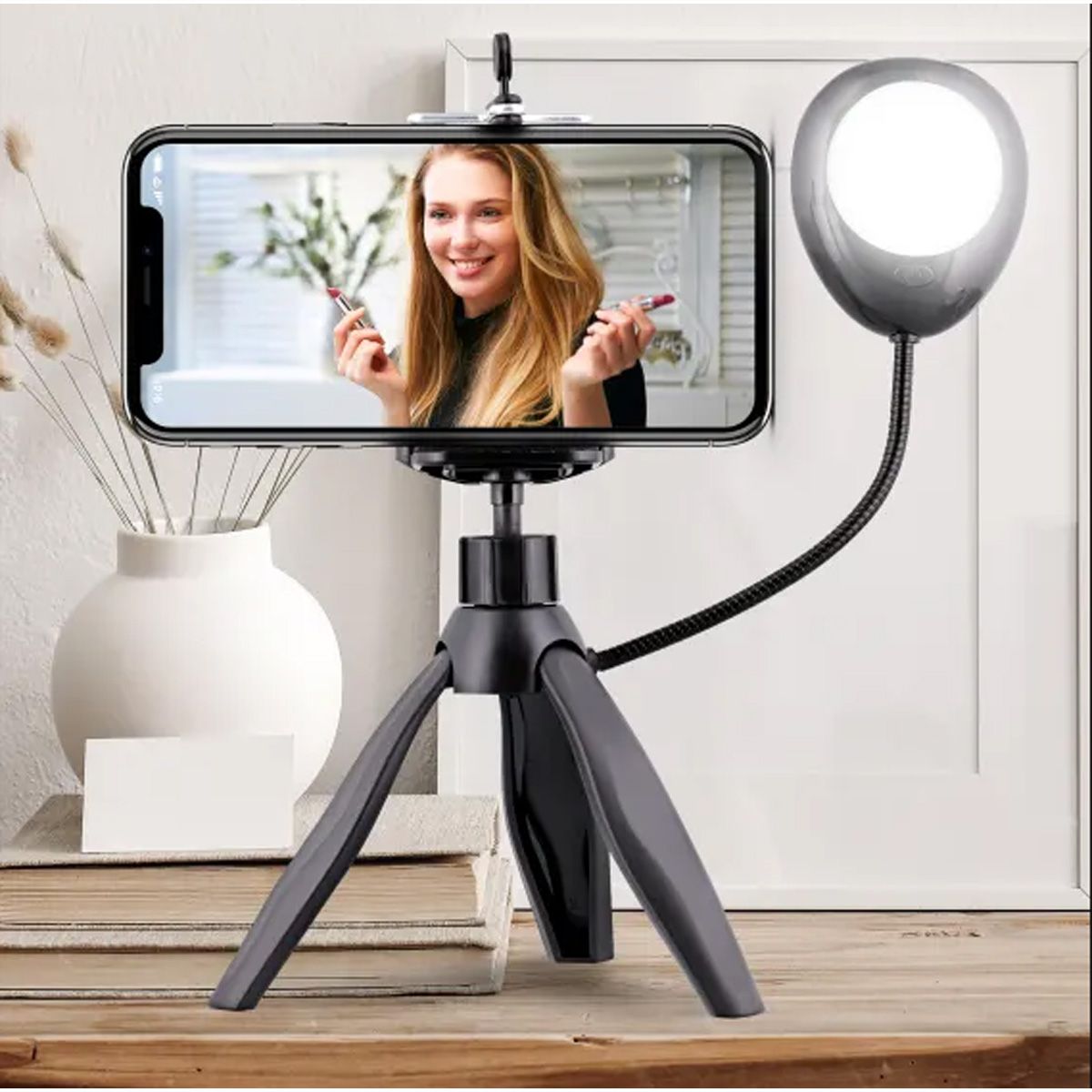 T'nB Influence mini Tripod mit LED 7500k,20cm hoch, 3 modis, 360°