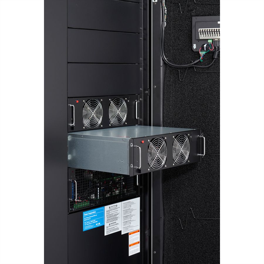 Eaton 93PM-G2-240(360)-1 240 kVA 4 UPMs / Technologie: Online Doppelwandler, OHNE Batterien