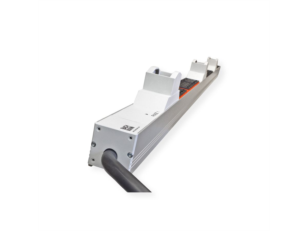 BACHMANN IT PDU ALU 1HE 24xC13 6xC19 3x2LS CEE 3x32A rot