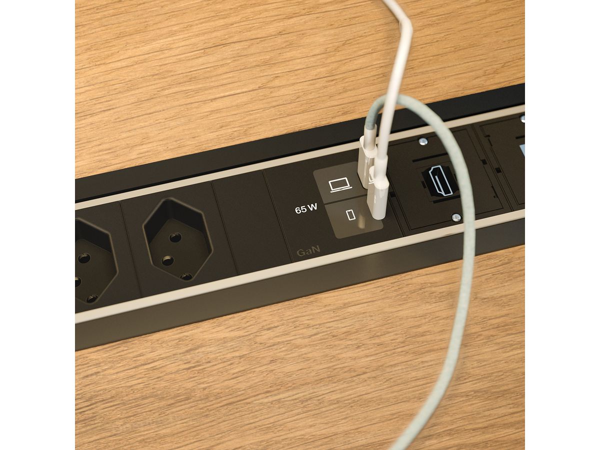 BACHMANN POWER FRAME L 3xCH 0°, 1xUSB C/C 65W 2xCM L=0,2m