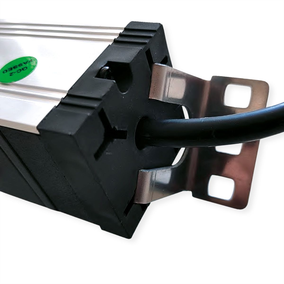 VALUE 19-Zoll-Steckdosenleiste 7fach mit Überlastschutz, 1 HE, Schutzkontakt-Stecker, 2,8 m