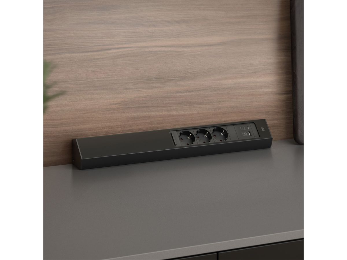 BACHMANN CASIA 2 3xCEE7/3 1xUSB A/C 22W 2,0m AEH SW