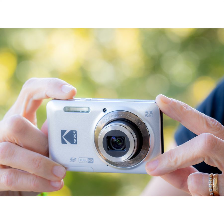 Appareil photo compact Kodak PixPro FZ55 argent, 16 MP, zoom 5x, Full HD