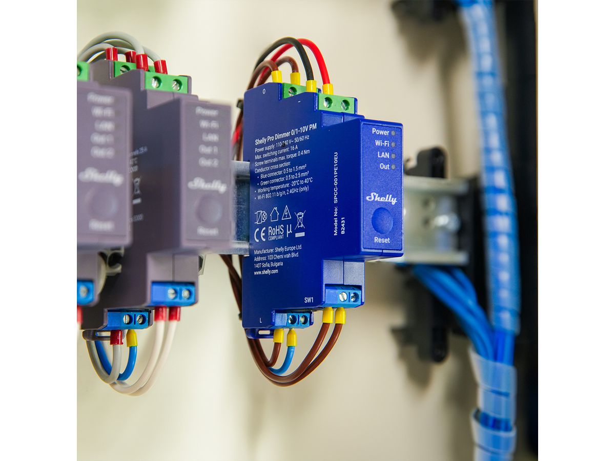 Shelly DimmaktorPro Dimmer 0/1-10V PM