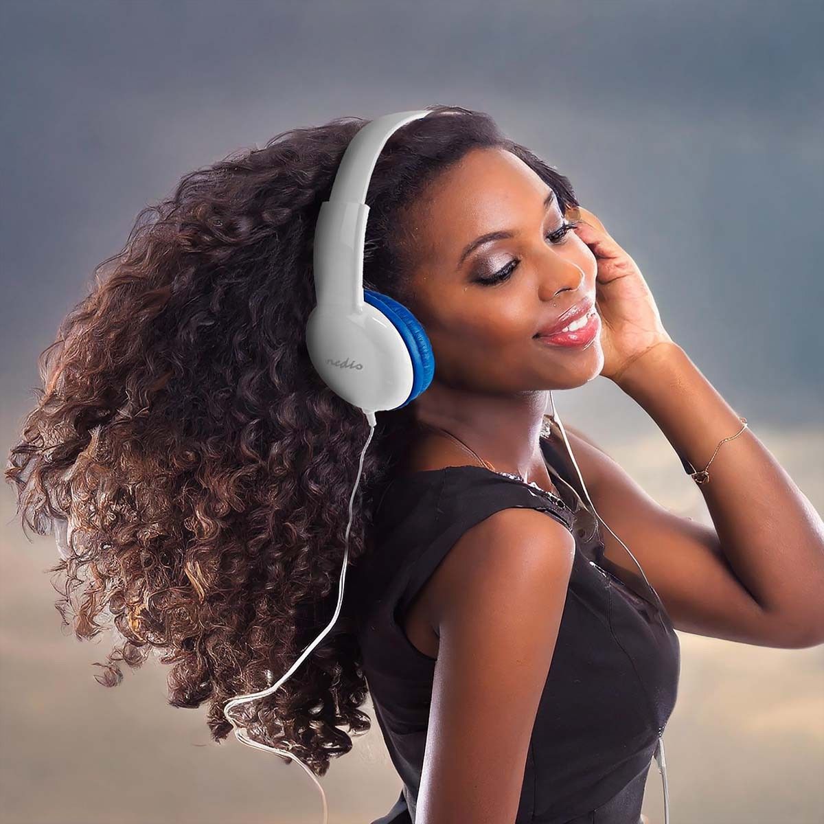 Nedis On-Ear-Kopfhörer mit Kabel, 3.5 mm /Kabellänge: 1.20 m / 82 Db/ Blau