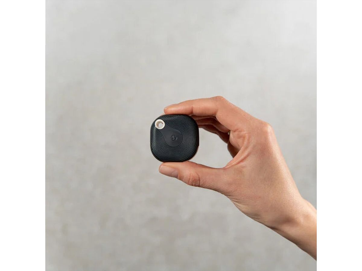 Shelly SchalterBlu Button Tough 1