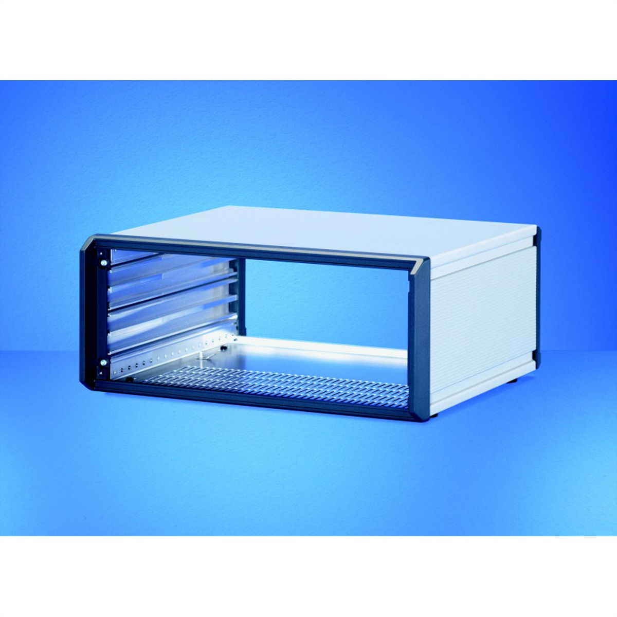 Mallette PropacPRO SCHROFF, non blindée, 3 U, 28 HP, 266 mm