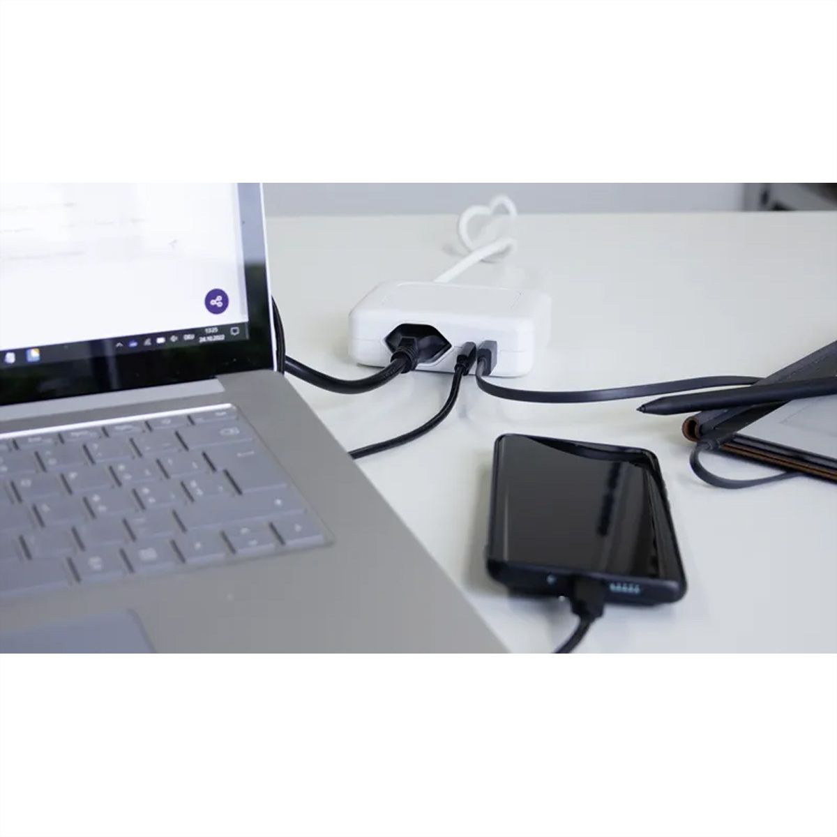 Steffen station de charge IQ simple, 1xT13 + 1xUSB-A 36W + 1xUSB-C PD 45W, blanc, 1.5m