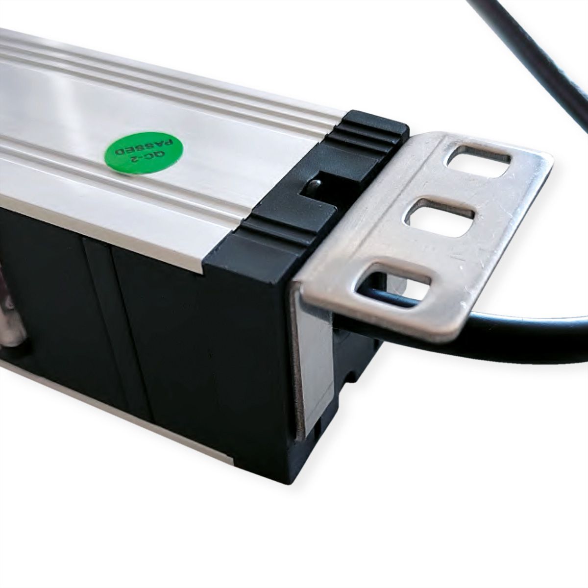 VALUE 19-Zoll-Steckdosenleiste 7fach mit Überlastschutz, 1 HE, Schutzkontakt-Stecker, 2,8 m