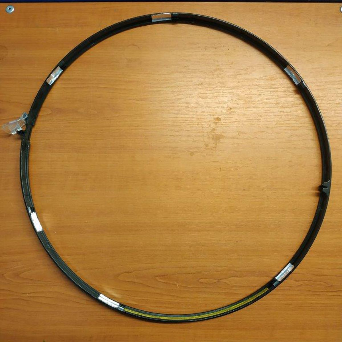 Anneau de fixation de grille type 750