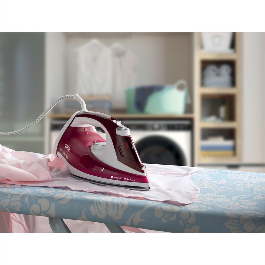 Gorenje Fer à repasser SIH2200RBC, 2200W, rouge, 2200 W, rouge
